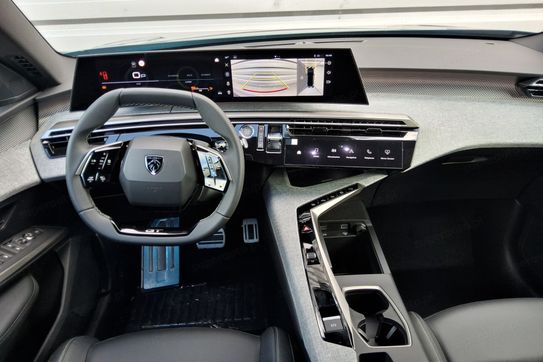 Peugeot 3008 GT 1.2 mHEV e-DCS6