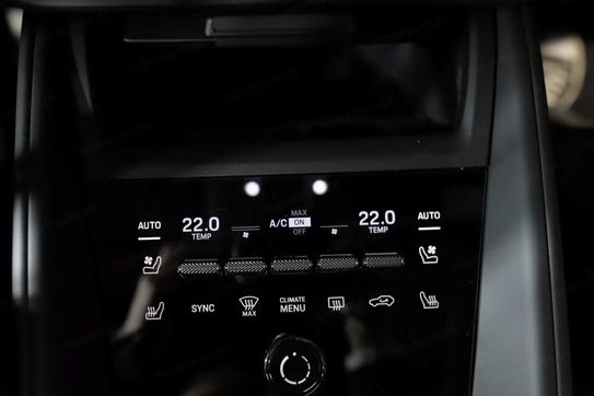 Porsche Macan 4