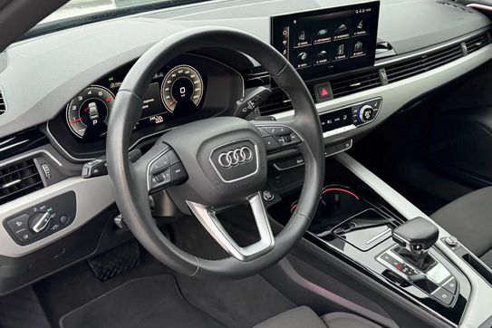 Audi A4 35 TFSI Advanced