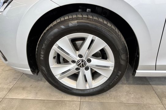 Volkswagen Golf 1.5 TSI