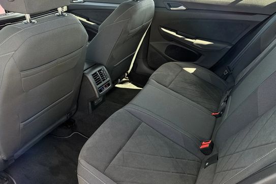 Volkswagen Golf VIII Style DSG