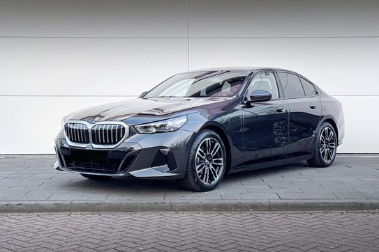 BMW Seria 5 530e xDrive M Sport