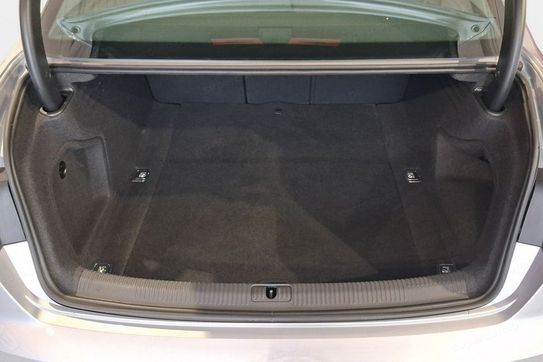 Audi A4 35 TFSI Advanced