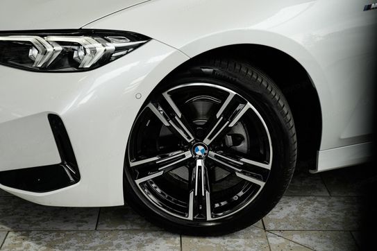 BMW Seria 3 318i M Sport