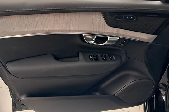 Volvo XC90 B5 B AWD Plus Dark 7os
