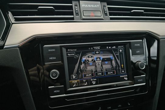 Volkswagen Passat 1.5 TSI Elegance