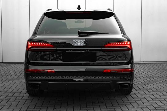 Audi Q7 55 TFSI e quattro S Line