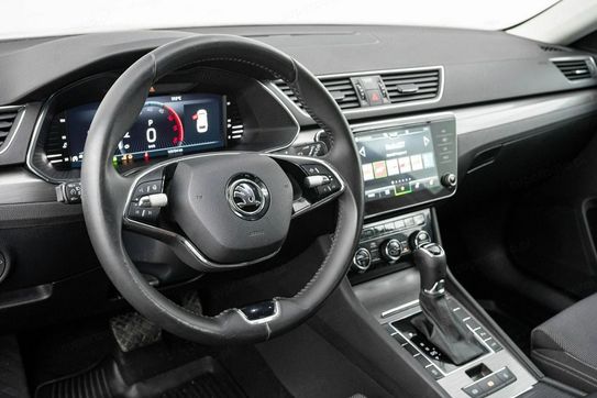 Skoda Superb 2.0 TDI SCR Style DSG