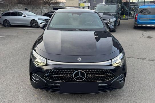 Mercedes CLA 200 AMG Line