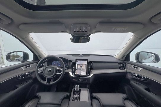 Volvo XC90 T8 AWD Plug-In Hybrid Ultra Dark 7os