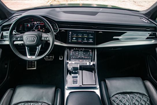 Audi Q7 50 TDI quattro S Line