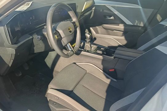 Opel Astra 1.2 T Business Edition S&S