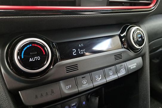 Hyundai Kona t-Gdi Premium 4WD Dct