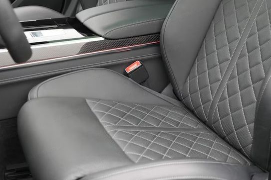 Audi A8 S8 TFSI quattro