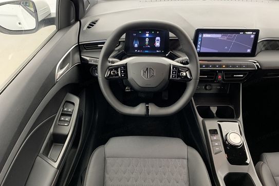 MG 3 Exclusive 1.5 Hybrid+ AT