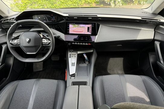 Peugeot 308 1.5 BlueHDi Allure EAT8