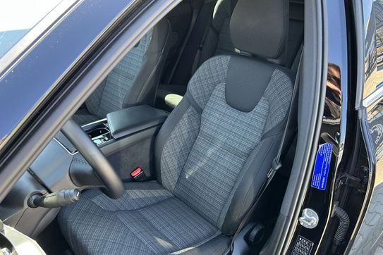 Volvo XC60 B4 D AWD Core aut