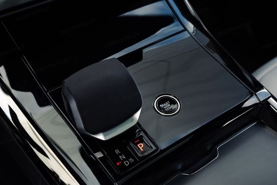 Land Rover Range Rover Sport D300 Dynamic SE