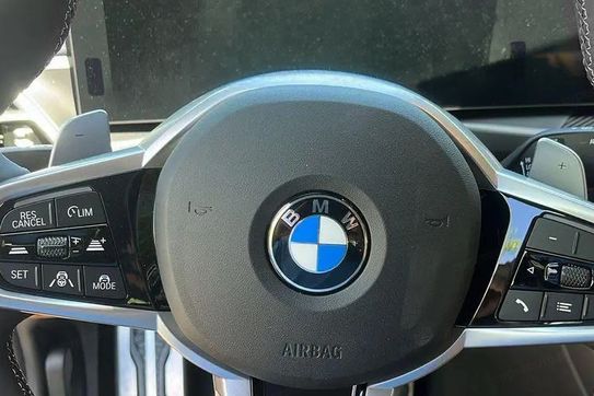 BMW Seria 3 330d xDrive M Sport