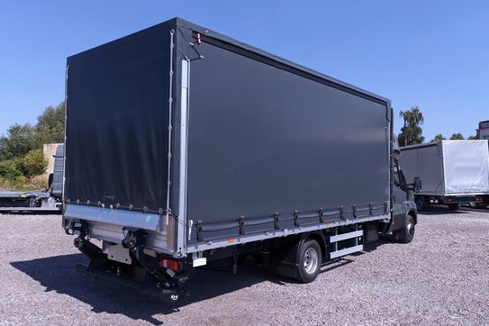 Iveco Daily 70C18 Hi-Matic Zabudowa 15EP + Winda