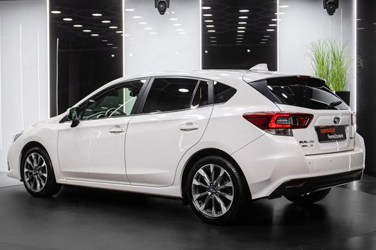 Subaru Impreza Exclusive Eyesight Lineartronic