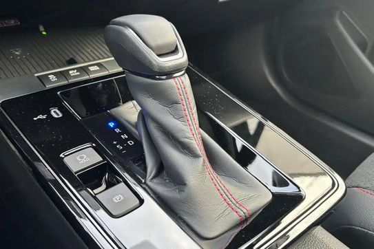 Toyota Corolla Cross GR Sport 2.0 Hybrid Dynamic Force