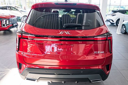 JAC JS8 PRO Pro 1.5 T-GDI 7 DCT 7os.