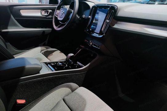 Volvo XC40 B3 Plus Dark