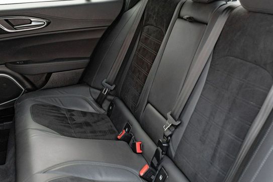 Alfa Romeo Giulia 2.0 Turbo Veloce TI Q4 aut