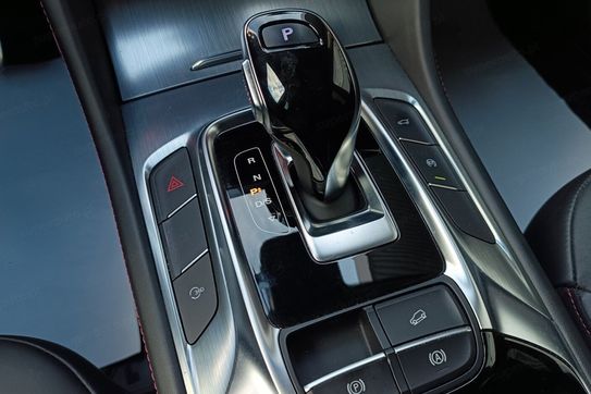 MG HS 1.5 T-GDI Exclusive DCT