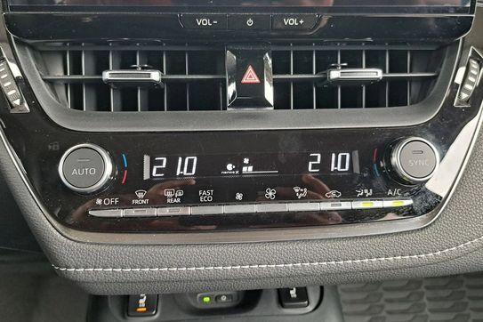 Toyota Corolla 1.8 Hybrid Style