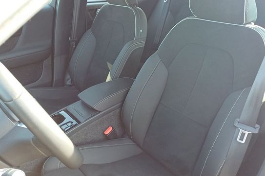 Volvo XC40 B3 Plus Dark aut