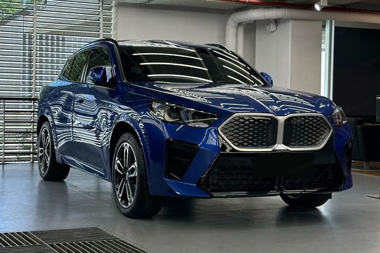 BMW iX2 eDrive20 M Sport
