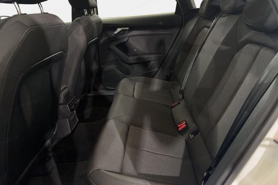Audi A3 35 TFSI mHEV S tronic