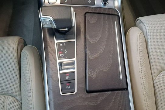 Audi A6 50 TDI quattro S Line