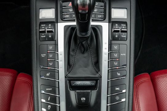 Porsche Macan Standard