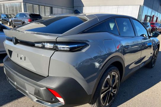 Peugeot 408 Business 1.2 mHEV e-DSC6