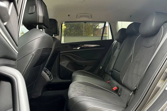 Volkswagen Passat 2.0 Tdi Scr Dsg Elegance