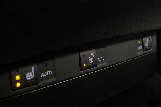 Lexus ES 300h Business Edition