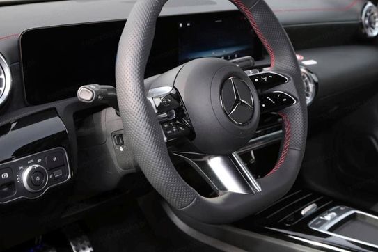 Mercedes CLA 250 e AMG Line