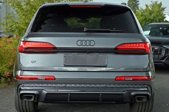 Audi Q7 50 TDI quattro S Line