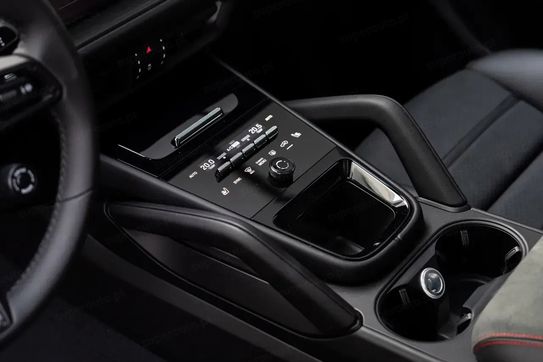 Porsche Cayenne Coupe GTS