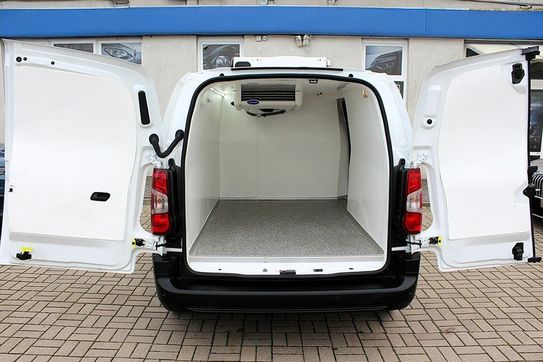 Peugeot Partner Van L2H1 Chłodnia do -20°C