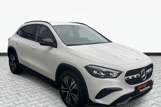 Mercedes GLA 200 Progressive 7G-DCT