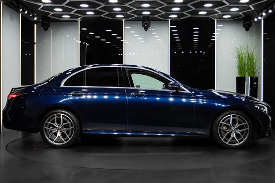 Mercedes Klasa E 220 d 4MATIC AMG Line