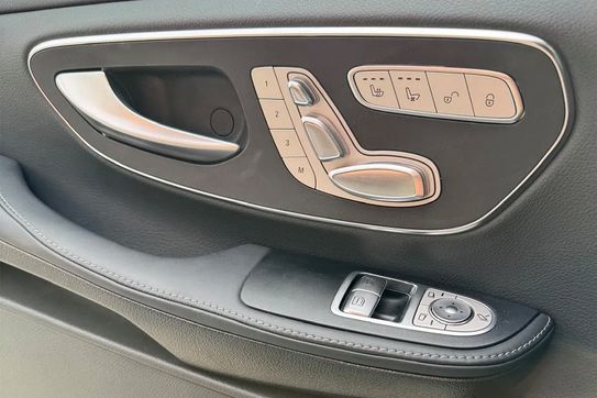 Mercedes V Klasa V300d Ekstradługi 4-Matic 9G-Tronic
