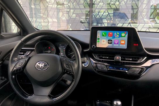 Toyota C-HR Hybrid Style