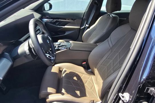 BMW Seria 5 520d xDrive M Sport