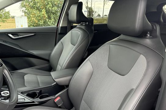 Kia Niro 1.6 GDI Hybrid L Business Line