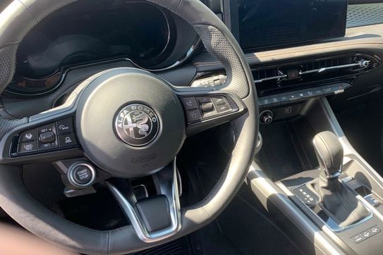 Alfa Romeo Tonale PHEV Q4 Sprint aut